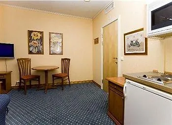 Motel Airport &